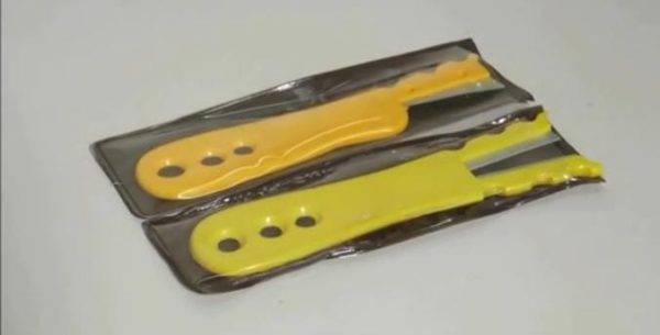 Ampoule cutter